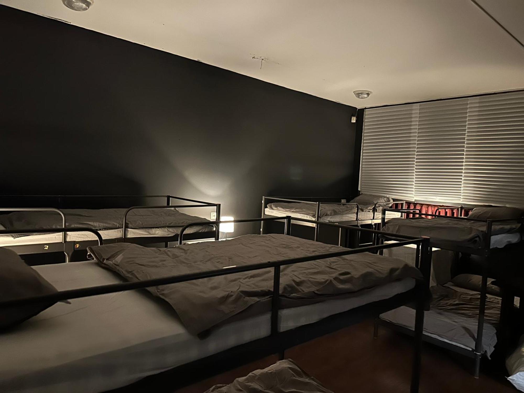 The Kliefs Vilnius - Virtual Check-In Hostel Eksteriør bilde